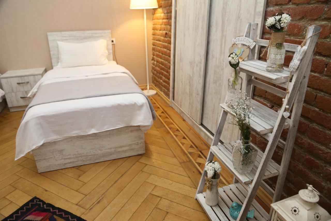 Atlant Hotel Tbilisi Exterior photo